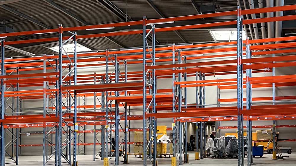 Lagersystem im Logistikzentrum Lagersystem im Logistikzentrum