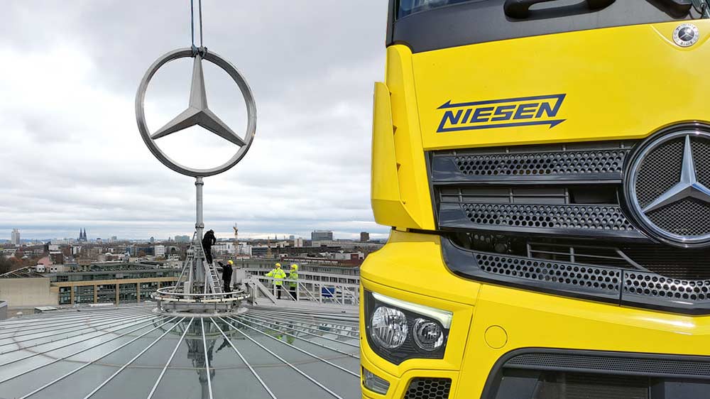 Großumzug für Mercedes-Benz: Komplettpaket inklusive Stern-Demontage mit NIESEN