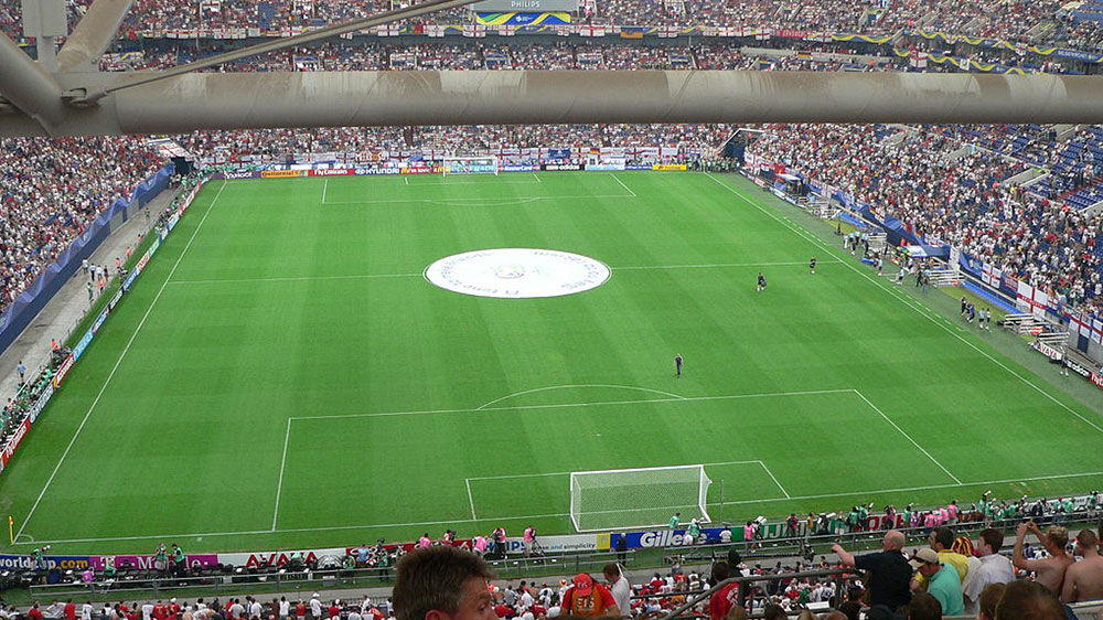 Schöner Fußball schauen. NIESEN möbliert VIP-Loge in Veltins-Arena