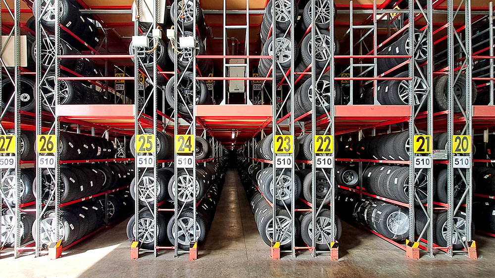 Mehrstöckige Räderregale Mehrstöckige Räderregale